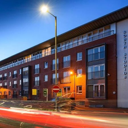 Luxury City Apartment Underground Parking 5* Belfast Exterior foto